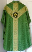 Green Gothic Chasuble traditional, silk damask GL004 Gr6